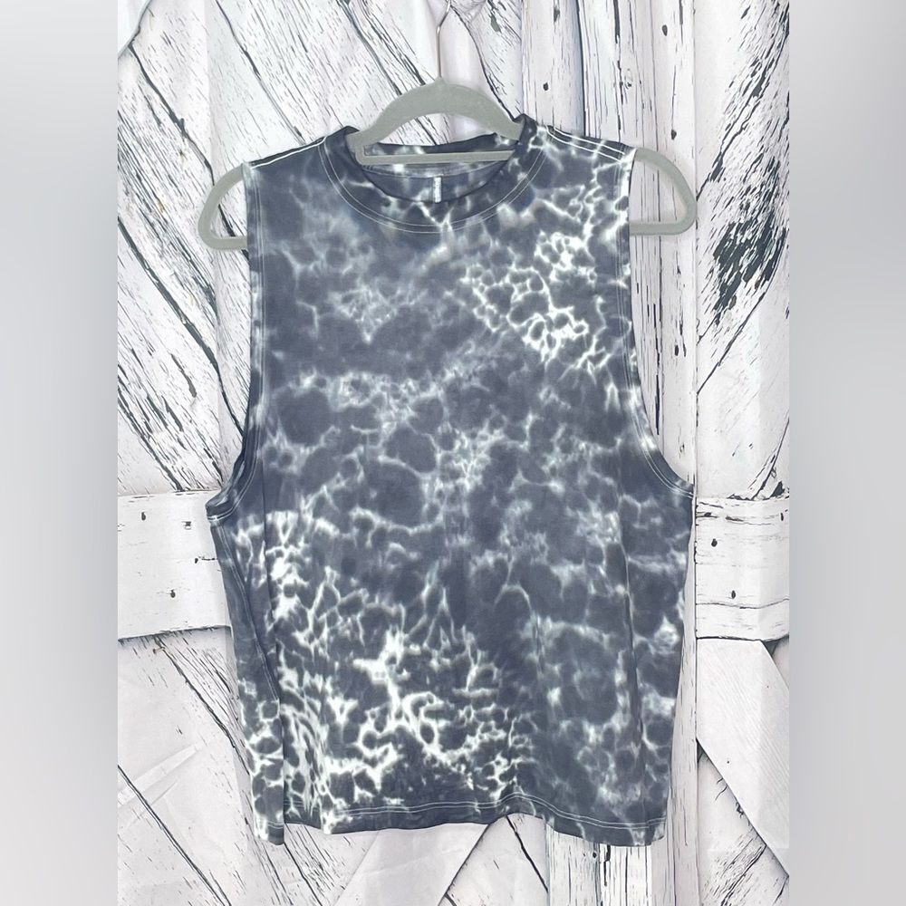 Lululemon Oversized Sleeveless Muscle Tee M